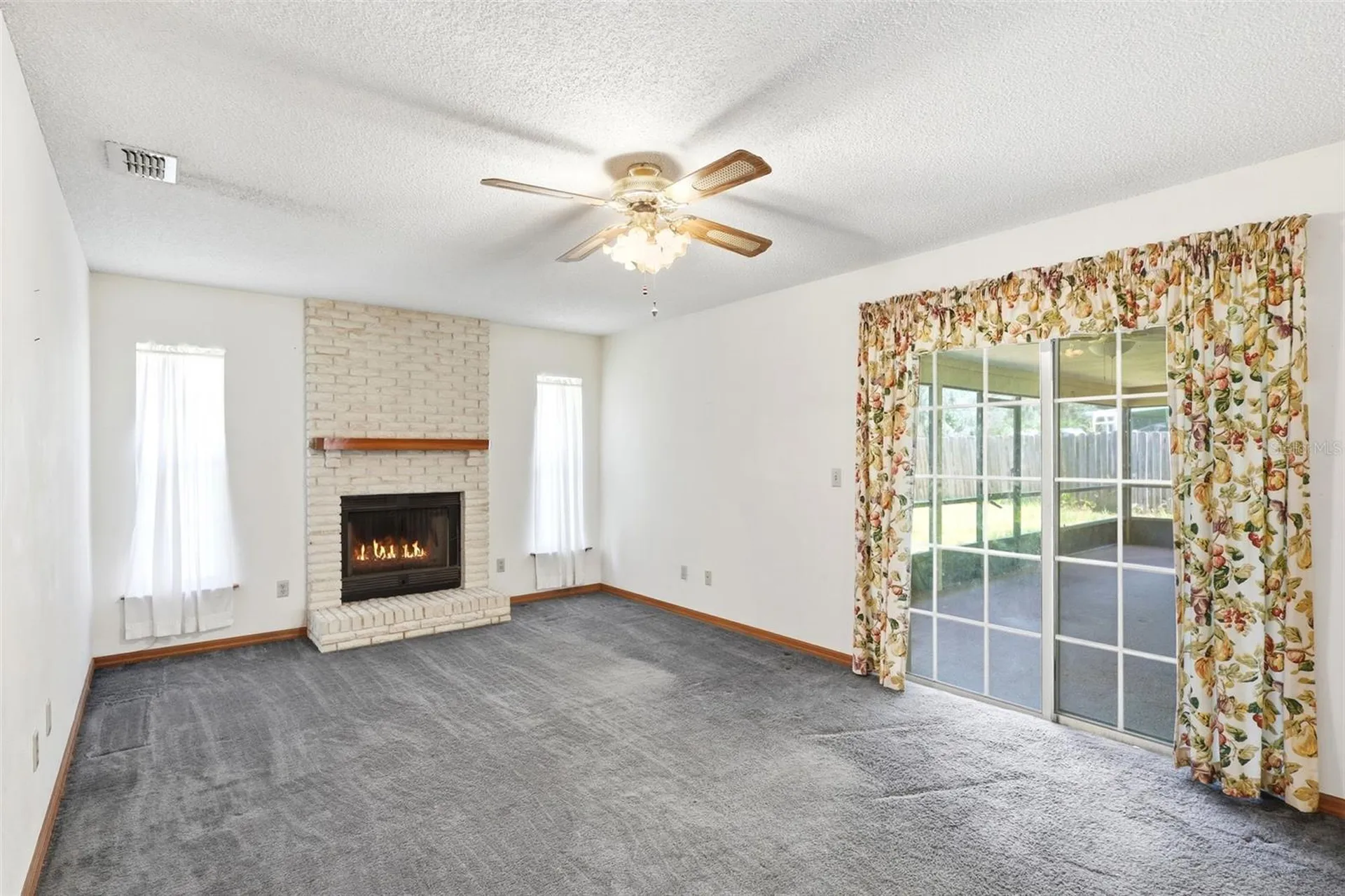 382 Blythville Avenue Deltona FL 32725
