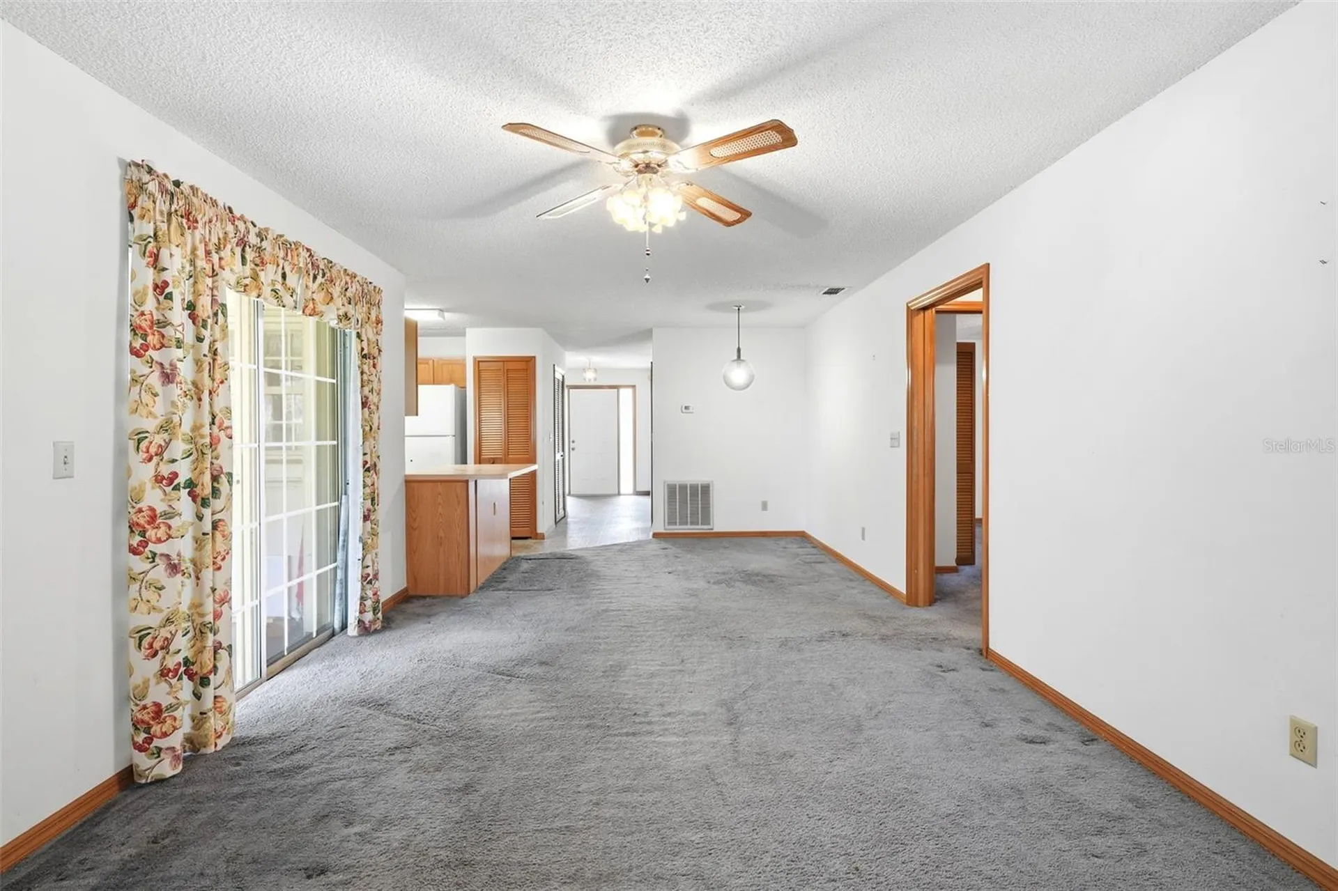 382 Blythville Avenue Deltona FL 32725