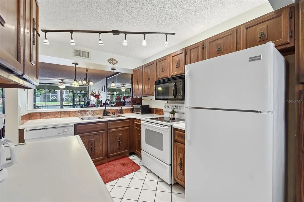 5605 Coral Lake Drive Margate FL 33063