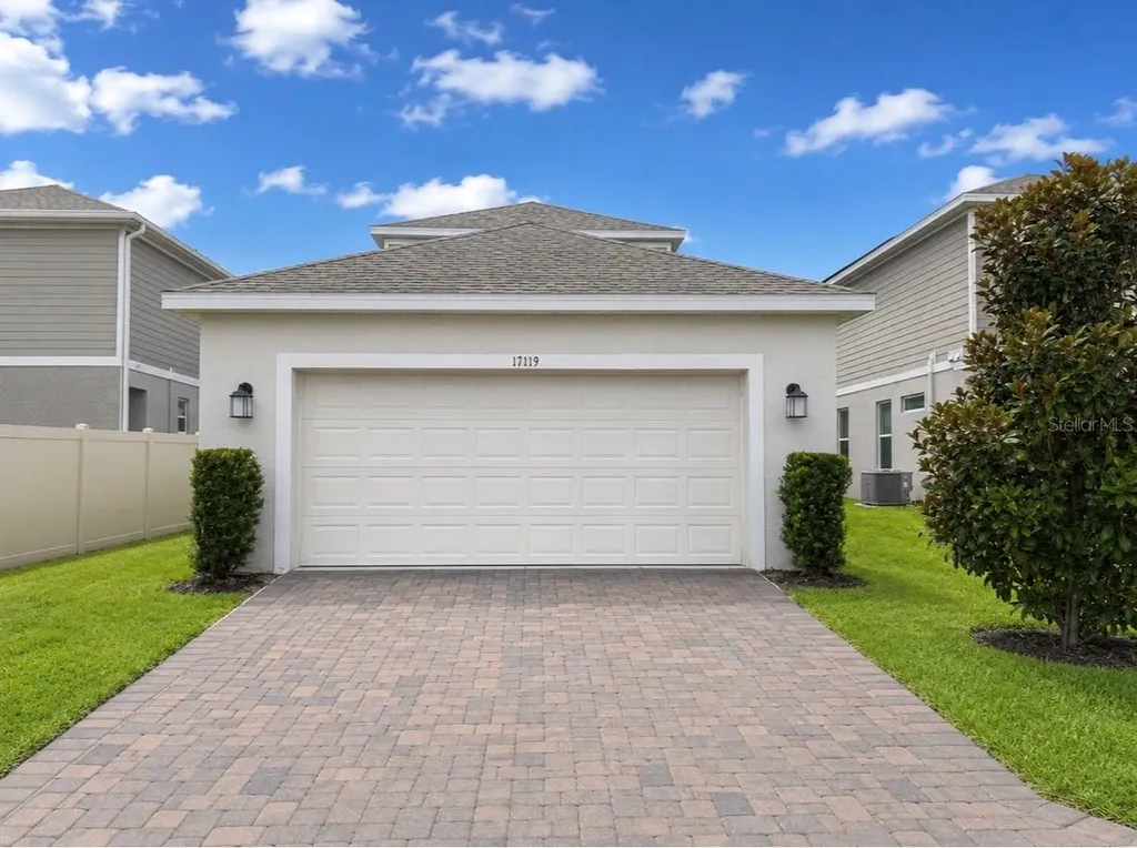 17119 Quicksilver Avenue Winter Garden FL 34787