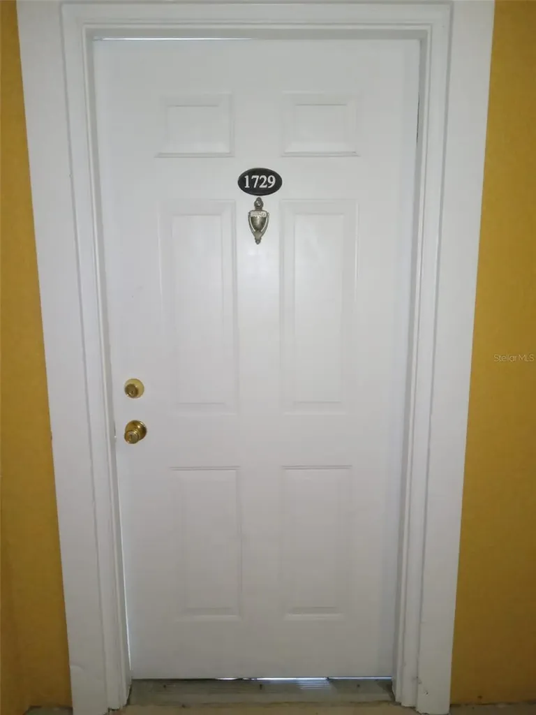 3707 Conroy Road Orlando FL 32839