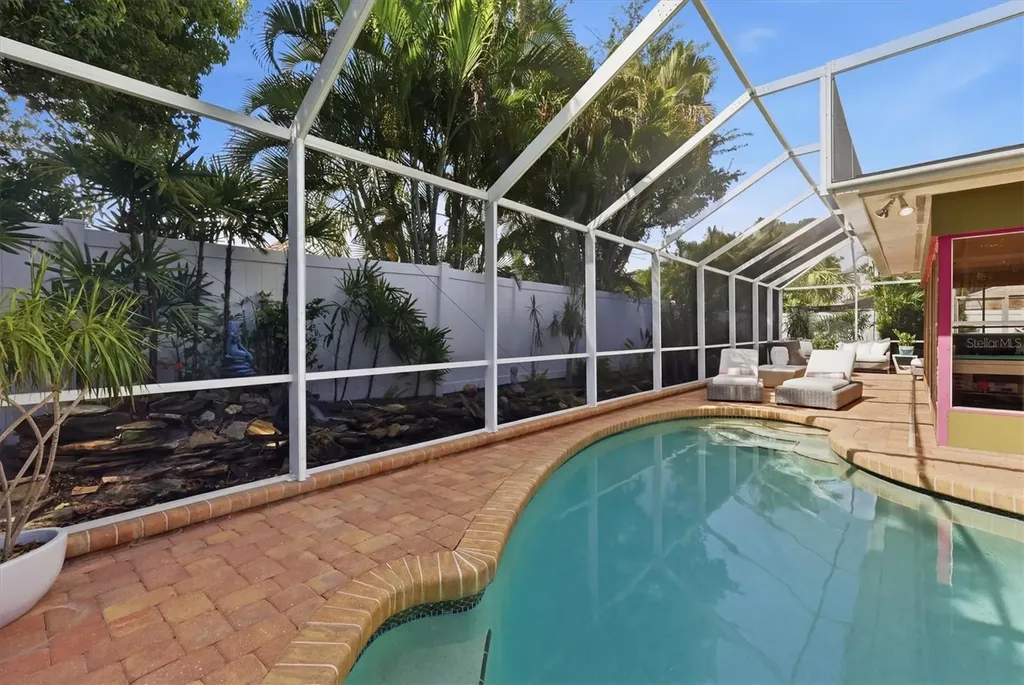 1833 Oak View Drive Sarasota FL 34232