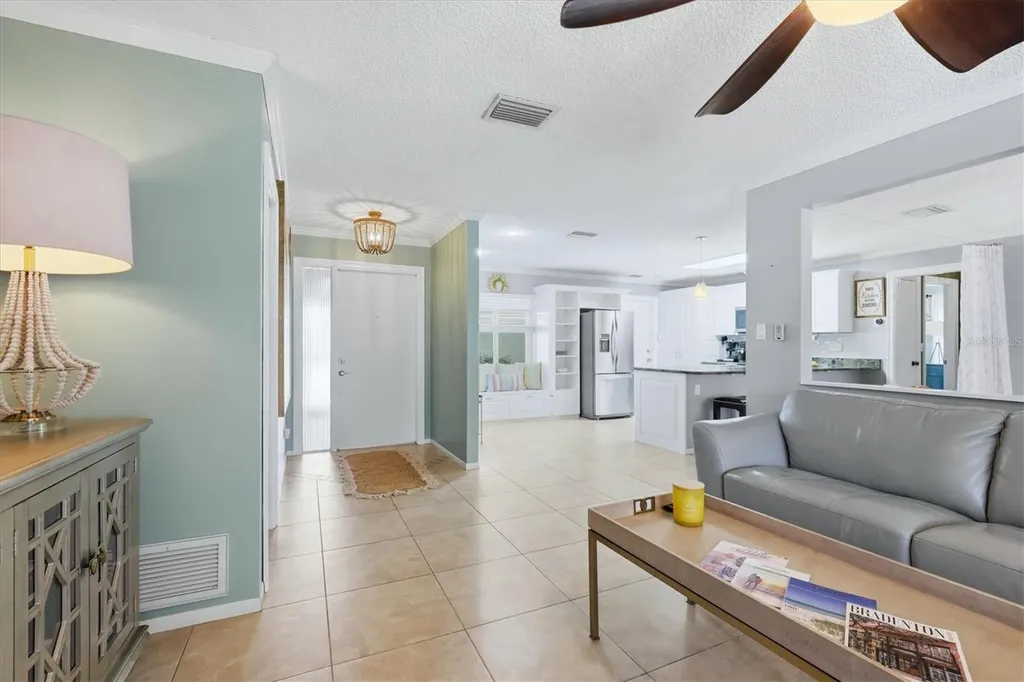 1833 Oak View Drive Sarasota FL 34232