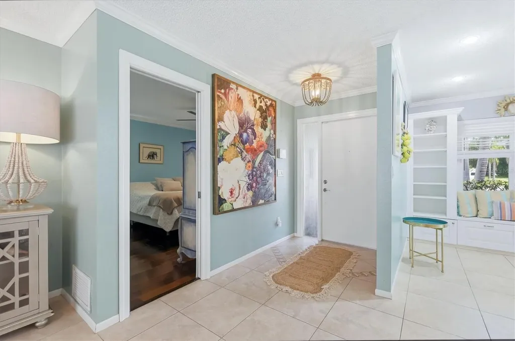 1833 Oak View Drive Sarasota FL 34232