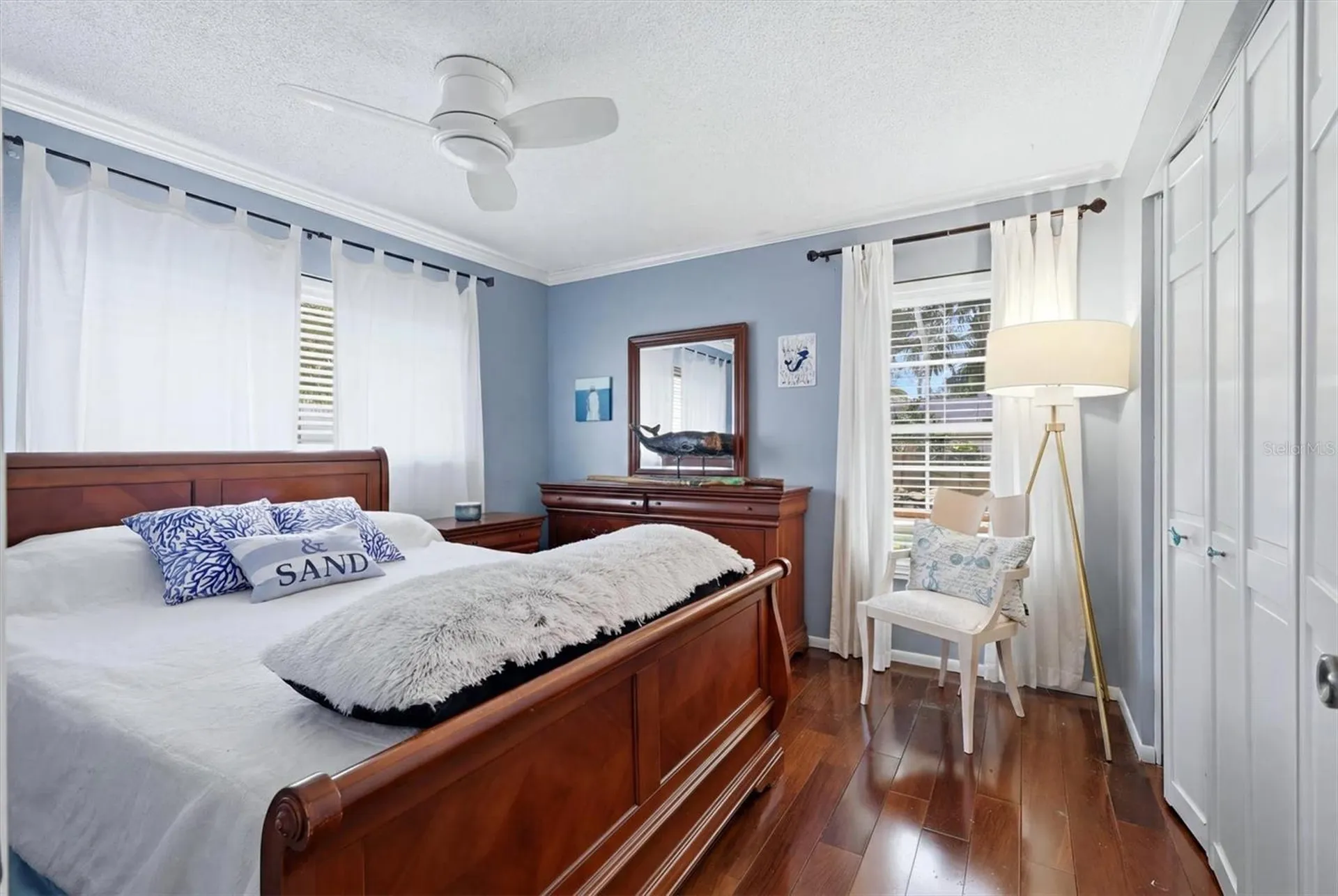 1833 Oak View Drive Sarasota FL 34232