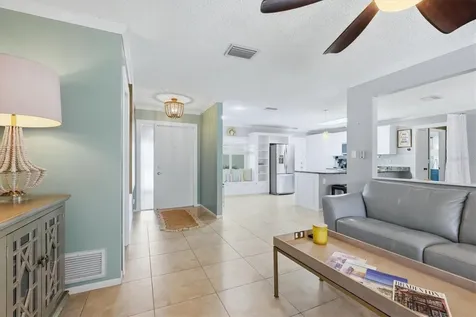 1833 Oak View Drive Sarasota FL 34232
