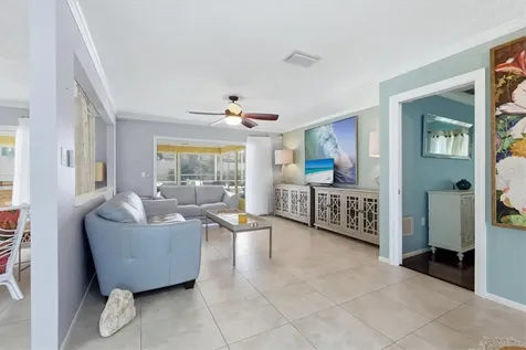 1833 Oak View Drive Sarasota FL 34232