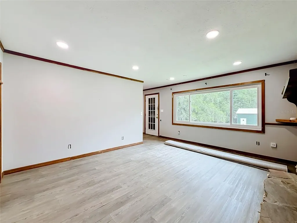 2405 NE 2nd Street Ocala FL 34470