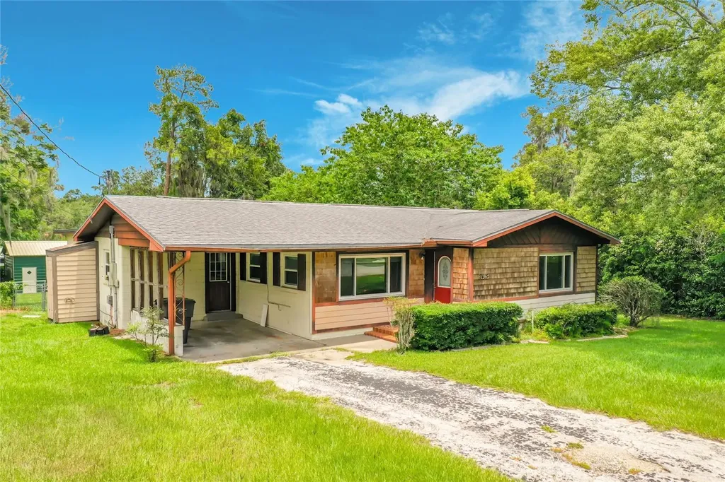2405 NE 2nd Street Ocala FL 34470