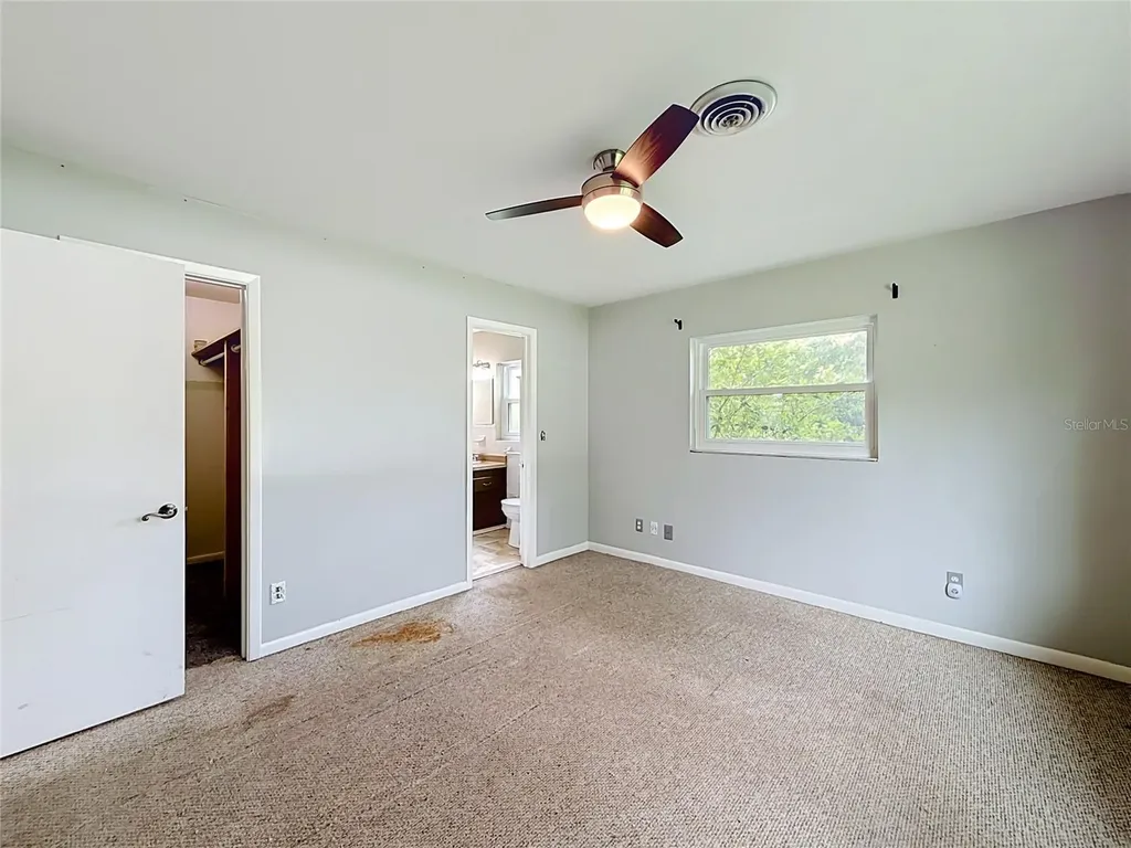 2405 NE 2nd Street Ocala FL 34470