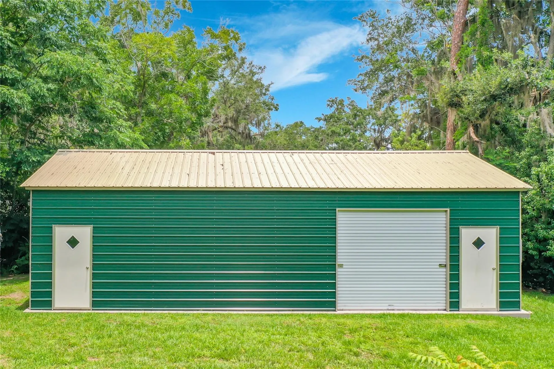 2405 NE 2nd Street Ocala FL 34470