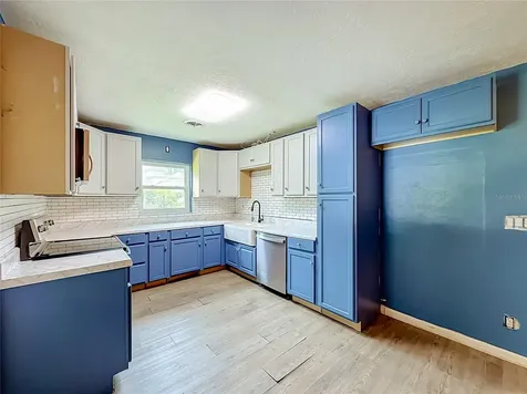 2405 NE 2nd Street Ocala FL 34470