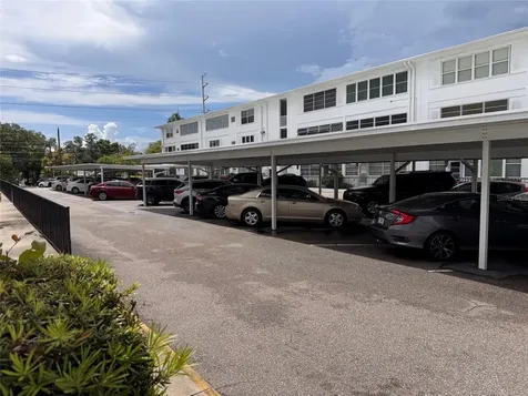 5155 9th Avenue N St Petersburg FL 33710