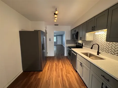 5155 9th Avenue N St Petersburg FL 33710