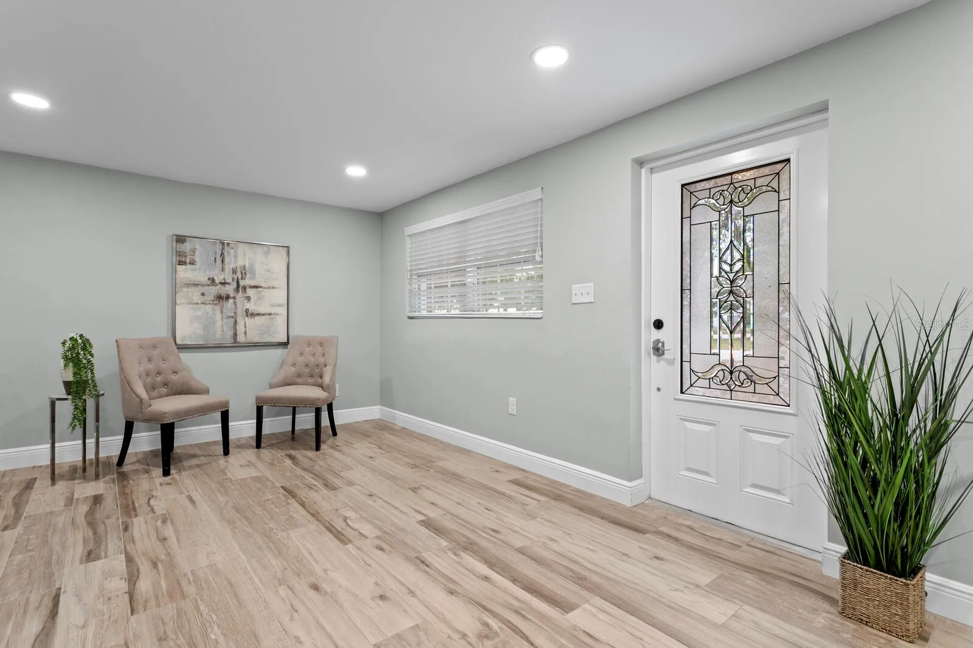3526 W Paul Avenue Tampa FL 33611