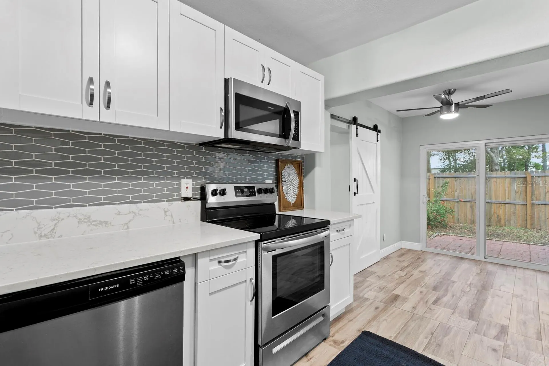 3526 W Paul Avenue Tampa FL 33611