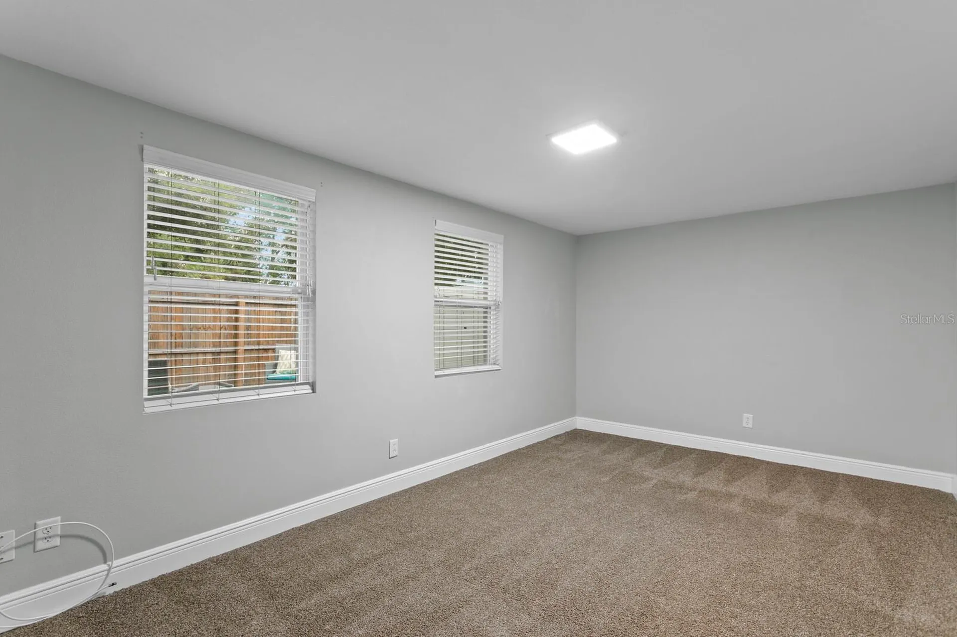 3526 W Paul Avenue Tampa FL 33611