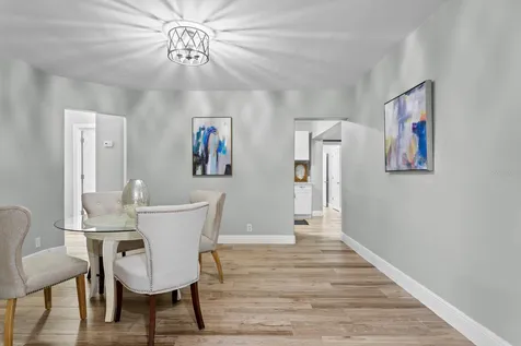 3526 W Paul Avenue Tampa FL 33611