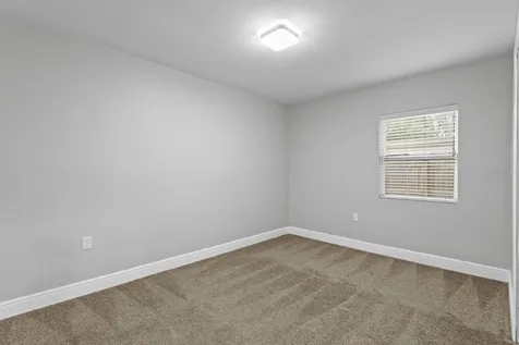 3526 W Paul Avenue Tampa FL 33611