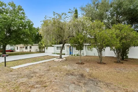 3526 W Paul Avenue Tampa FL 33611