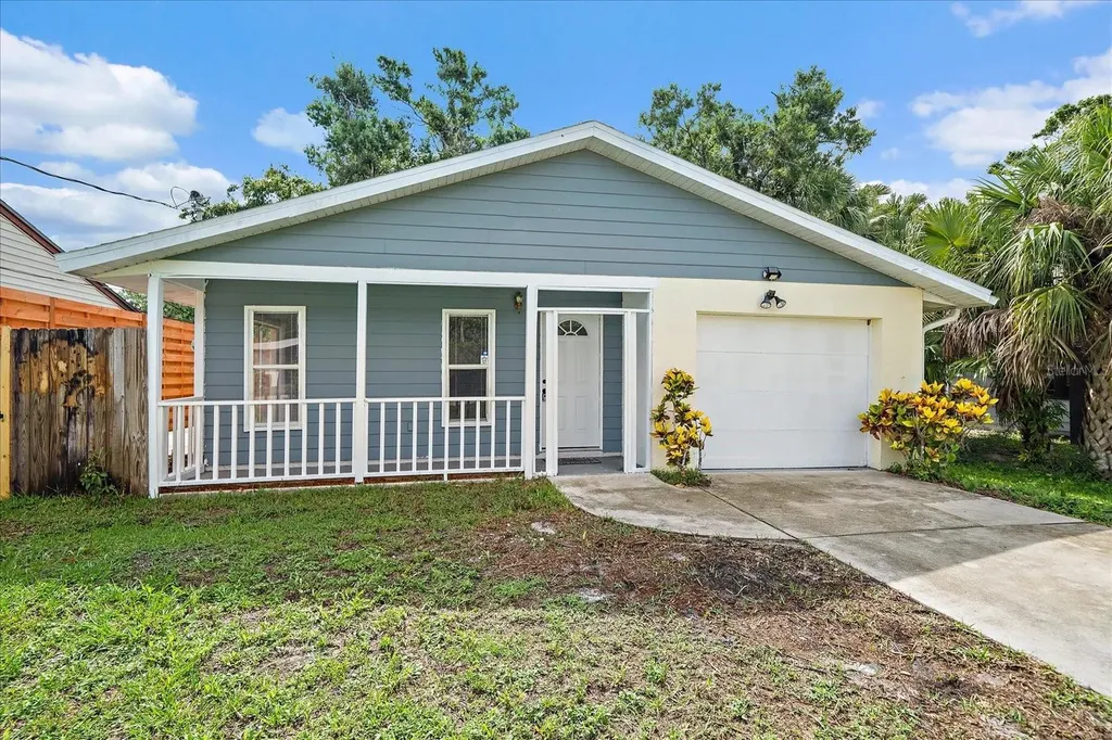 2619 Robinson Avenue Sarasota FL 34232