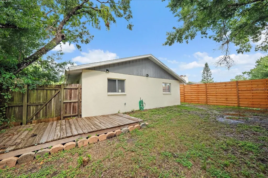 2619 Robinson Avenue Sarasota FL 34232