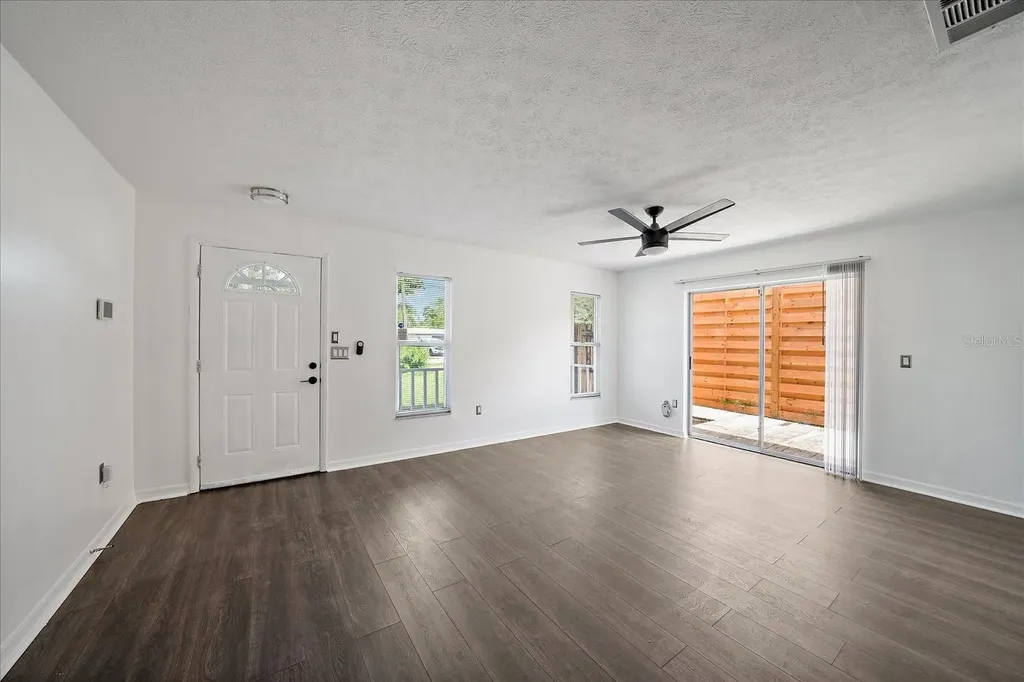 2619 Robinson Avenue Sarasota FL 34232