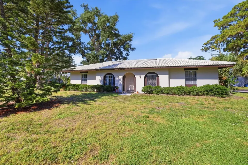 404 Oxford Drive Nokomis FL 34275
