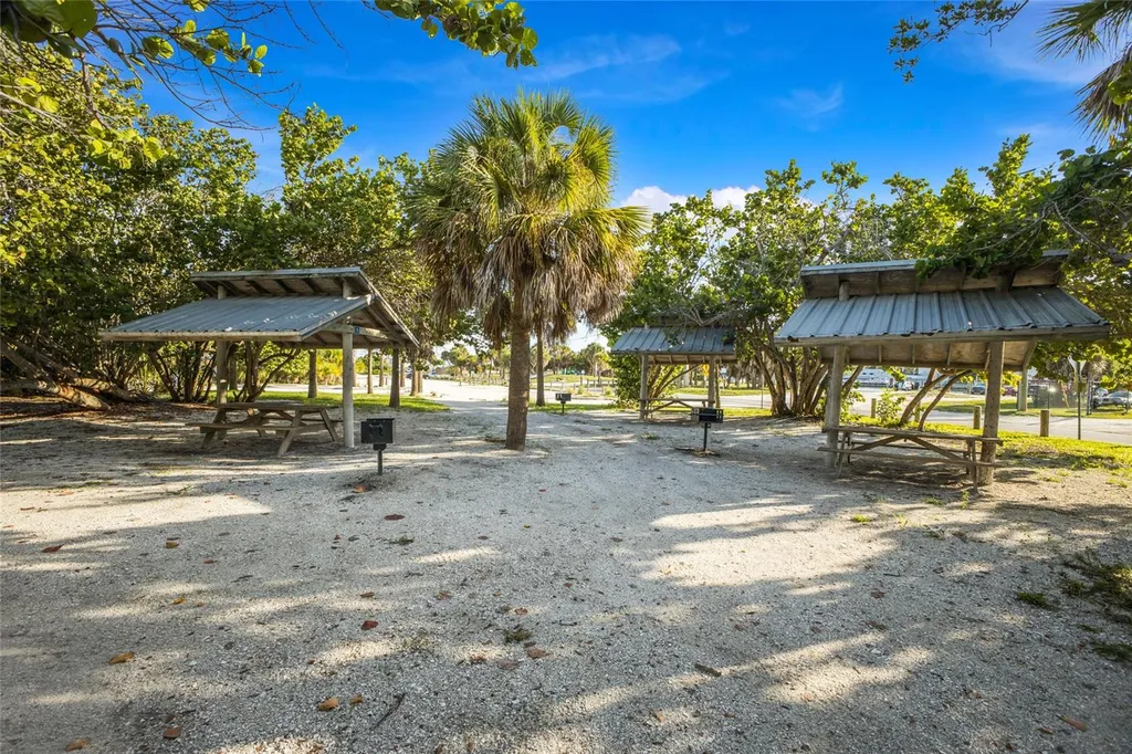 404 Oxford Drive Nokomis FL 34275