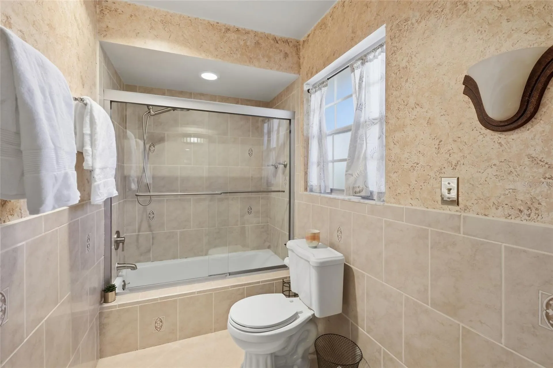 404 Oxford Drive Nokomis FL 34275