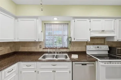 404 Oxford Drive Nokomis FL 34275