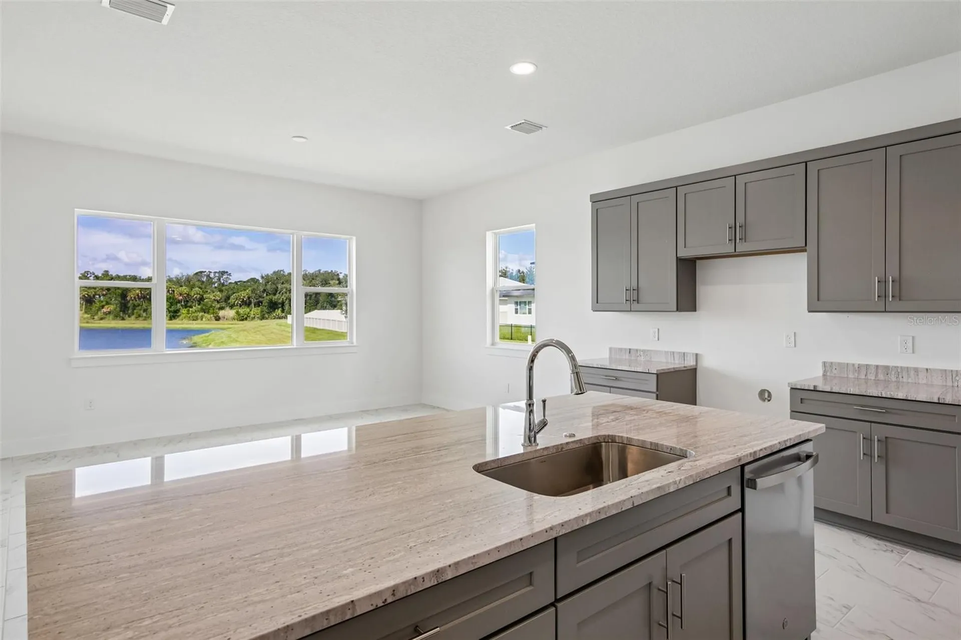 8255 Golden Beach Court Parrish FL 34219