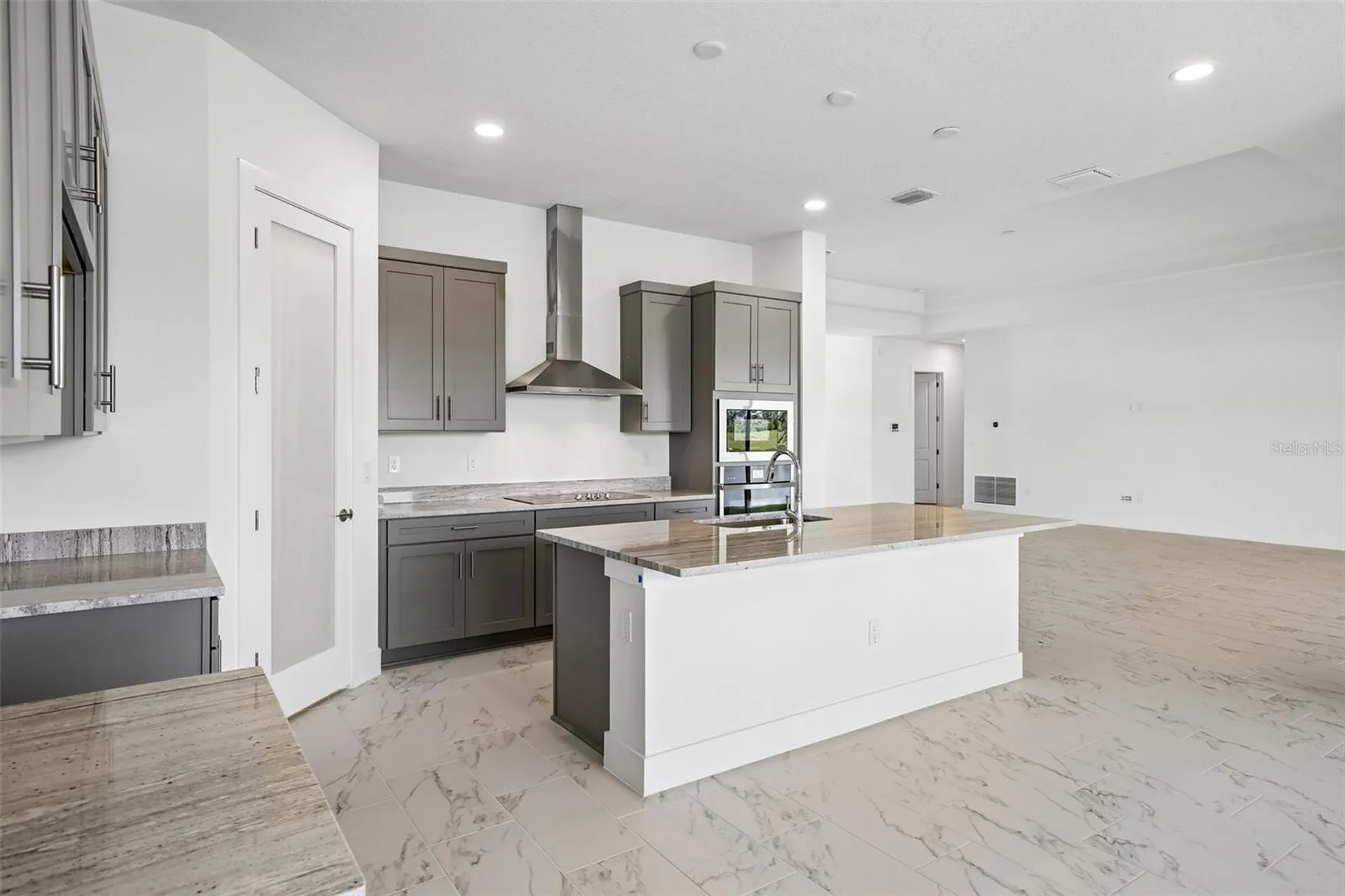 8255 Golden Beach Court Parrish FL 34219