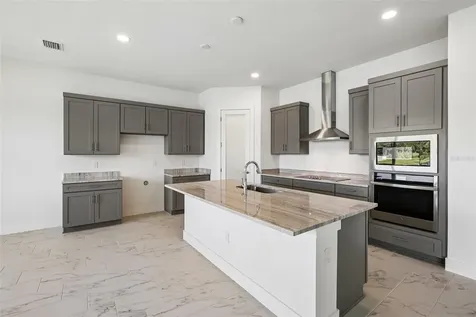 8255 Golden Beach Court Parrish FL 34219