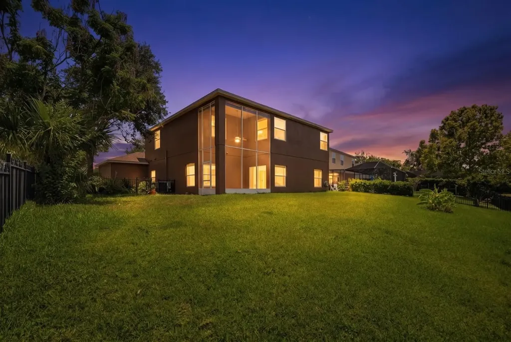 14722 Heronglen Drive Lithia FL 33547