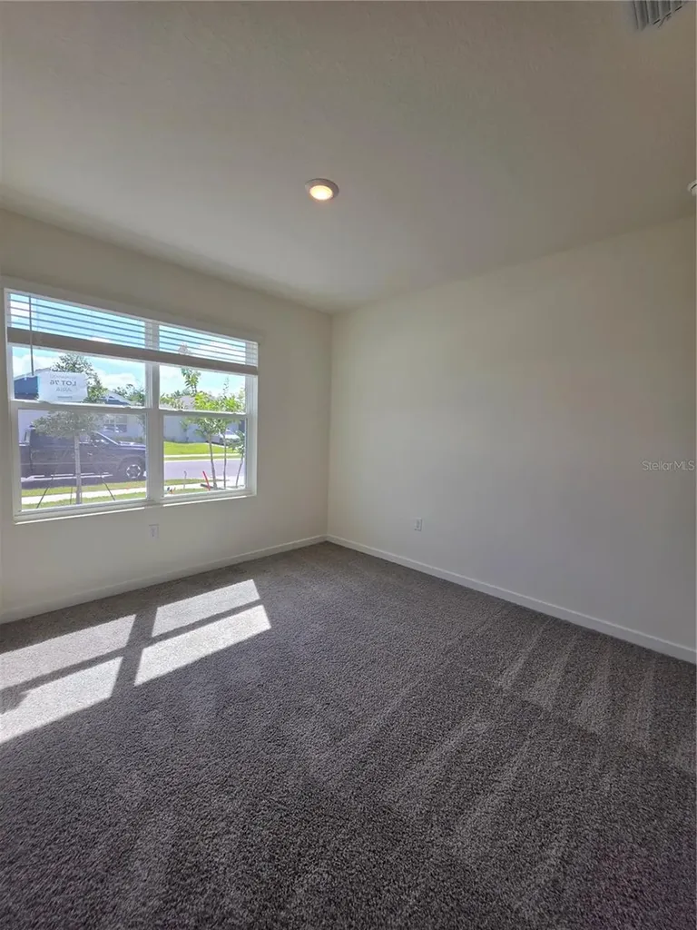 1009 Champion Rdg Drive Daytona Beach FL 32124