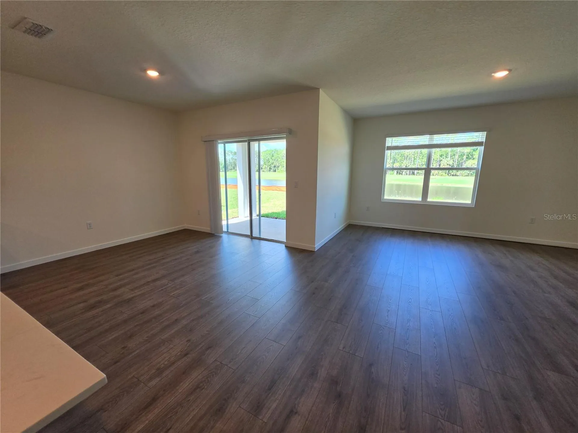 1009 Champion Rdg Drive Daytona Beach FL 32124