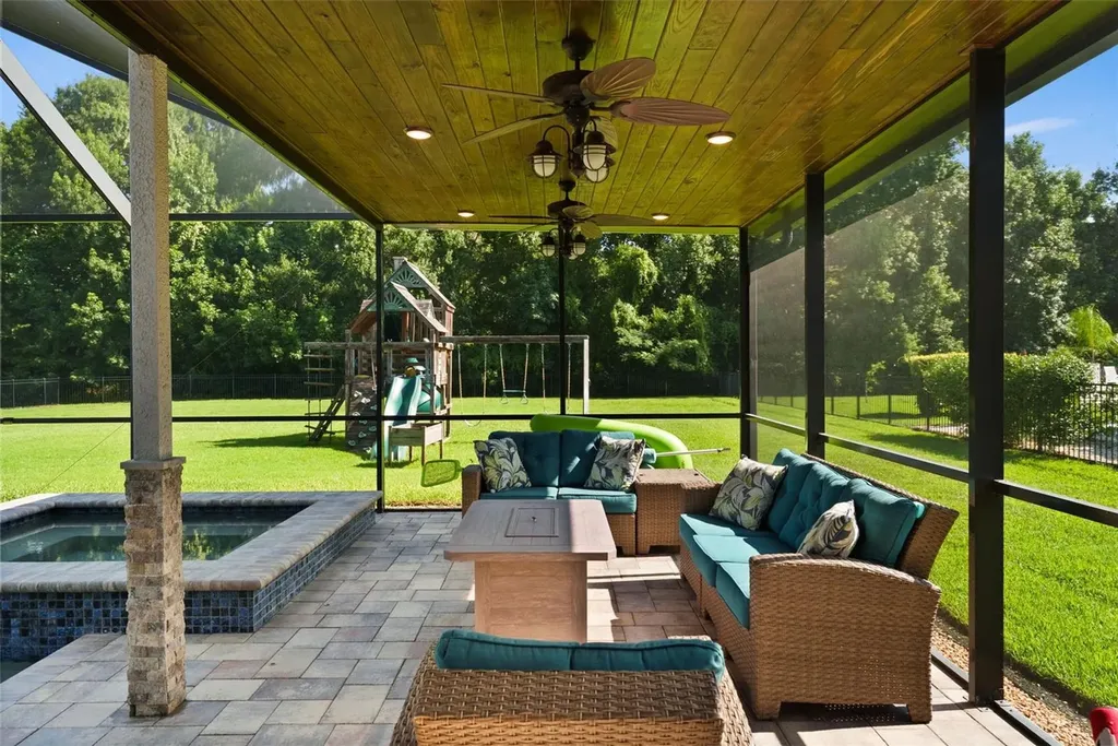 2608 Meadow Grange Lane Lutz FL 33559