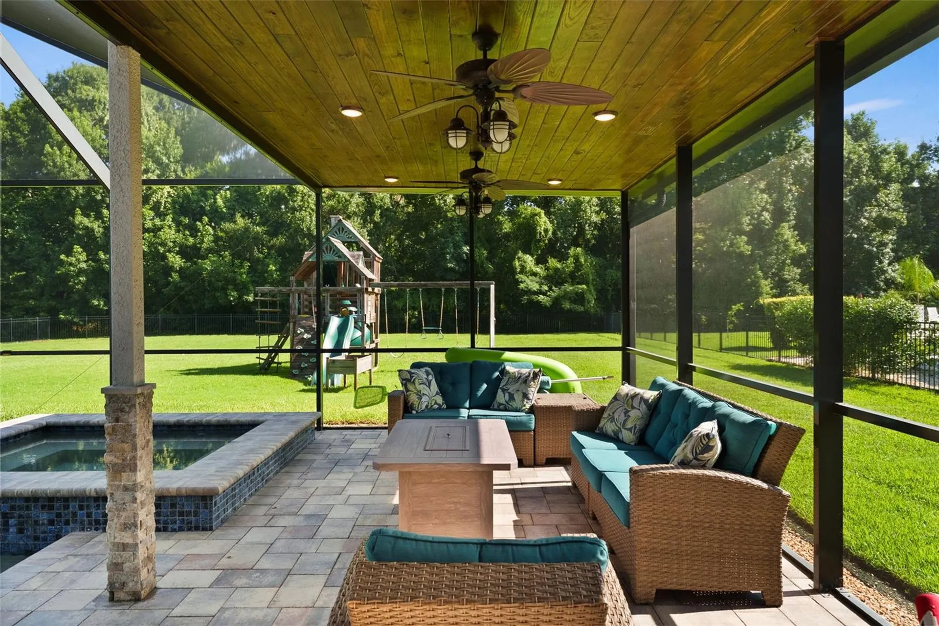 2608 Meadow Grange Lane Lutz FL 33559