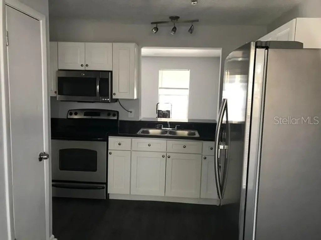 11141 Essex Ridge Court Orlando FL 32837