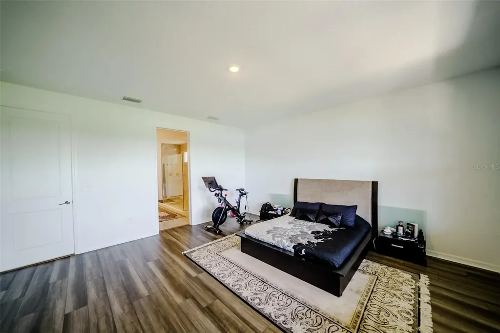 9121 Radiant Circle Sarasota FL 34241