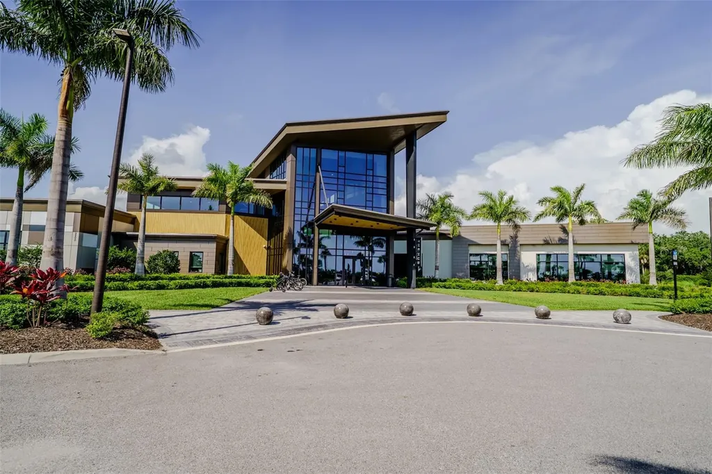 9121 Radiant Circle Sarasota FL 34241