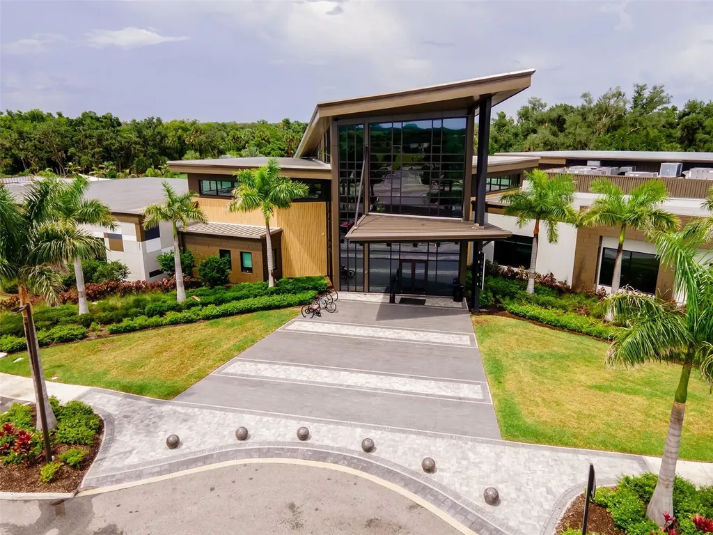9121 Radiant Circle Sarasota FL 34241
