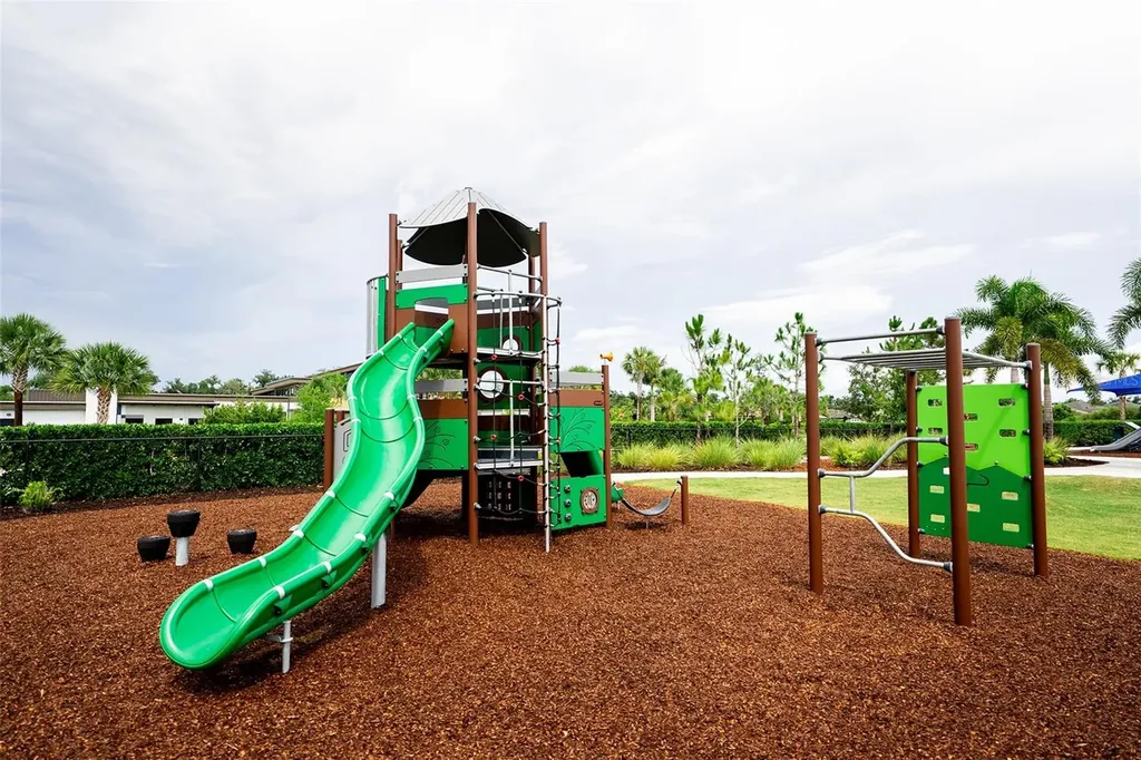 9121 Radiant Circle Sarasota FL 34241