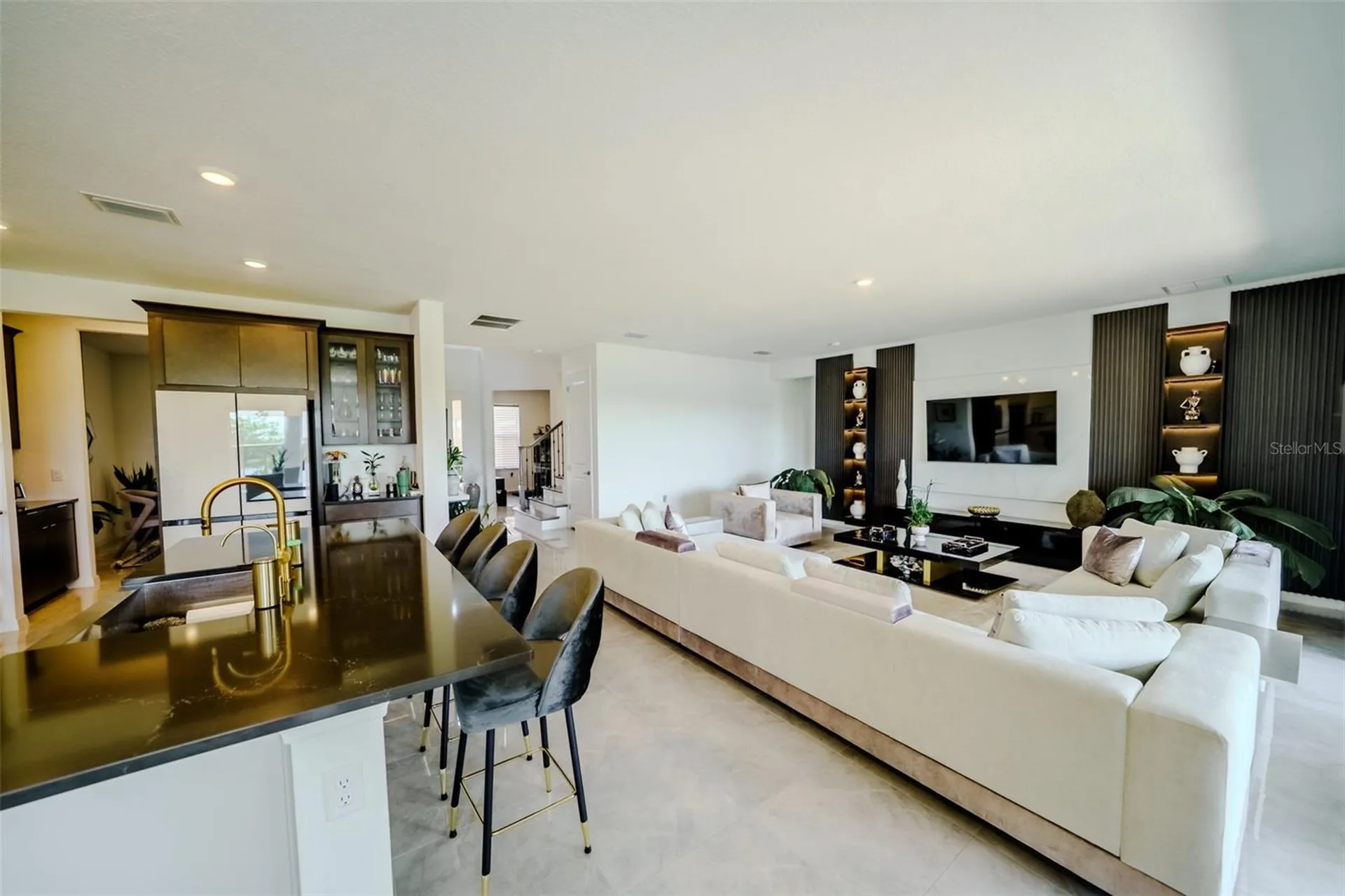 9121 Radiant Circle Sarasota FL 34241