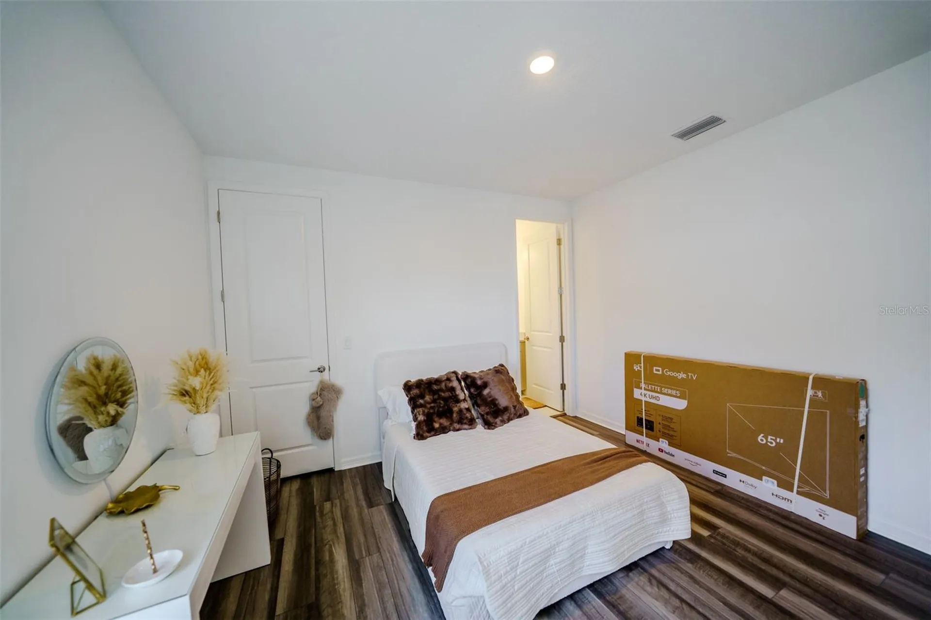 9121 Radiant Circle Sarasota FL 34241