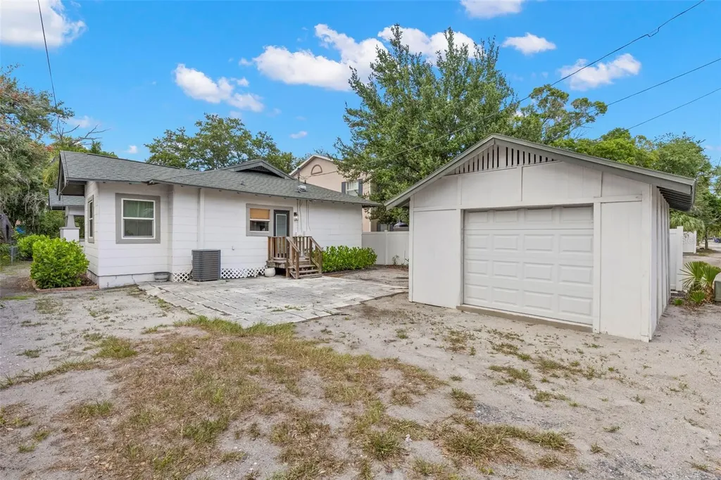 2444 1st Avenue S St Petersburg FL 33712