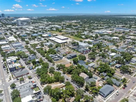2444 1st Avenue S St Petersburg FL 33712