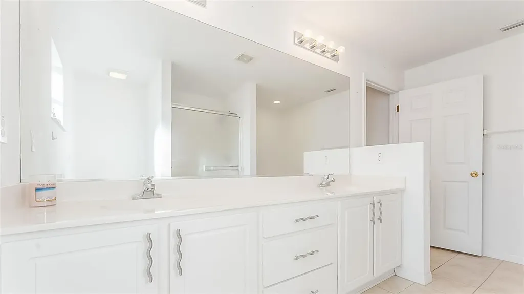 8 White Hurst Lane Palm Coast FL 32164