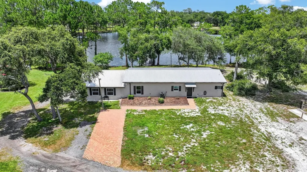 350 Fox Hollow Farms Road Pierson FL 32180